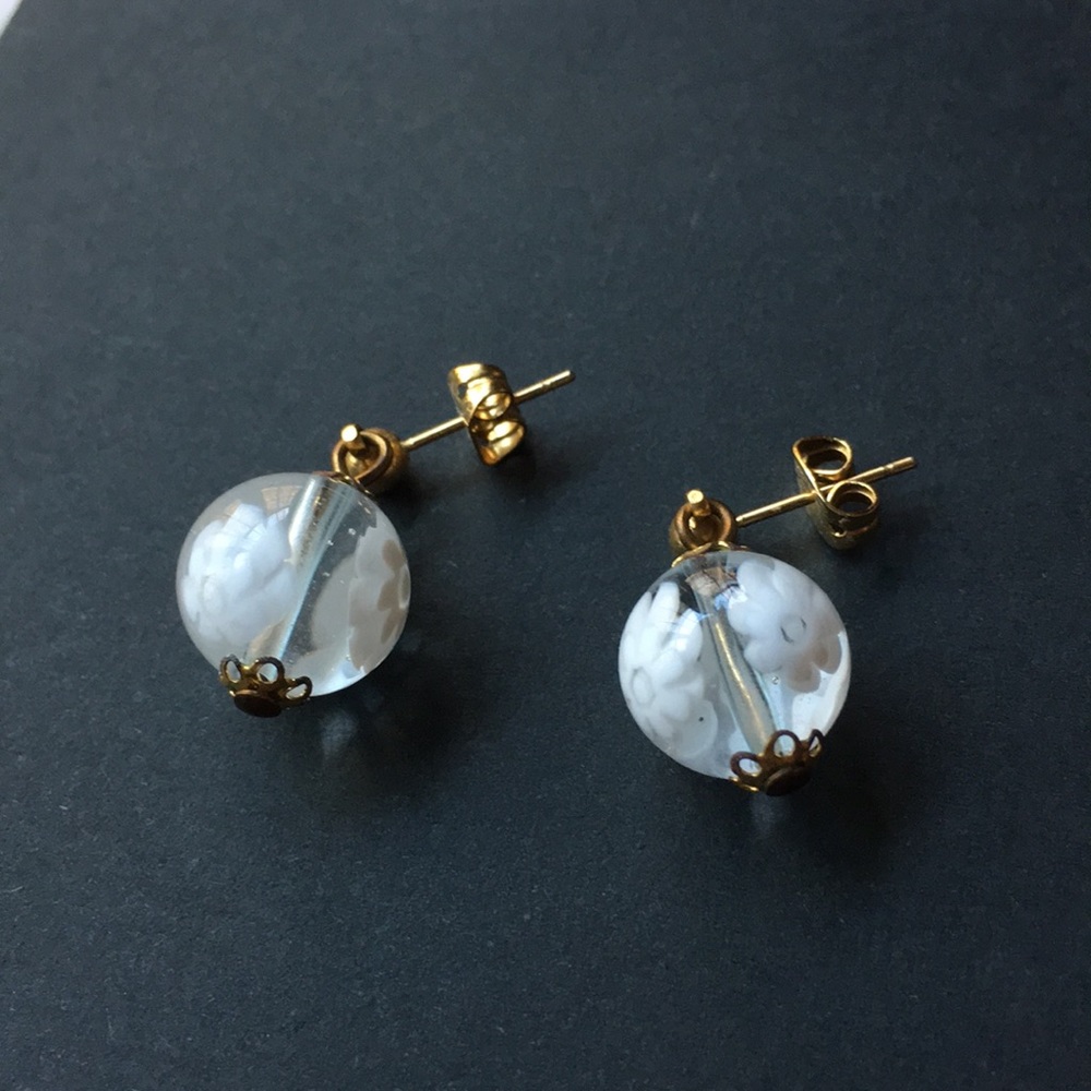 Hand made dangle earrings - Picture 3 of 5